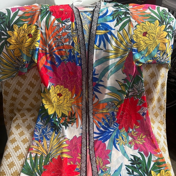 Floral Kimono - Small - Picture 5 of 5